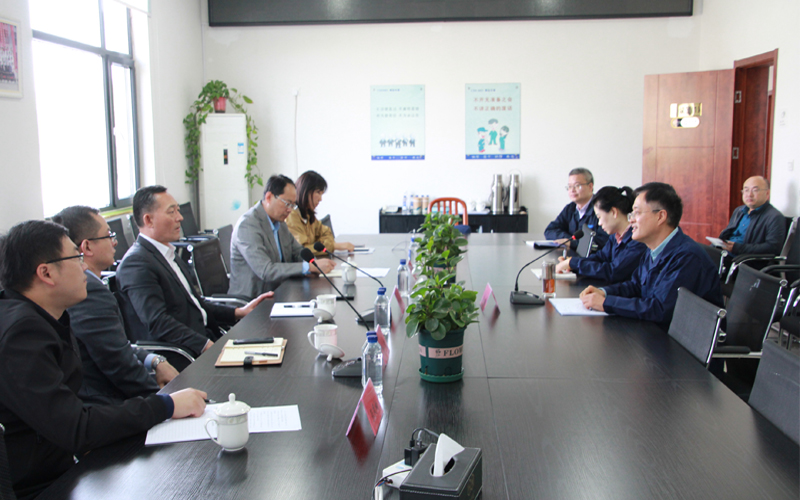 城陽區政協主席高尚倫一行蒞臨青島中新華美調研