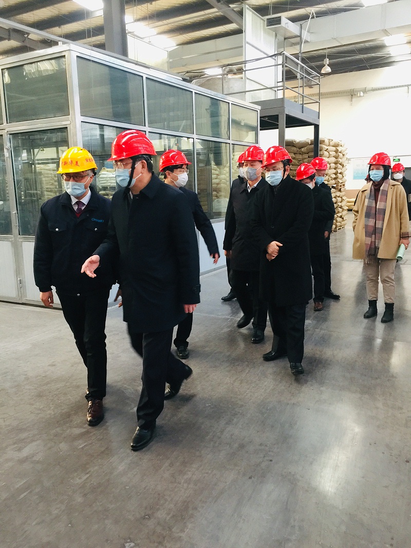 青島市委常委、統戰部部長王久軍、市委臺港澳辦主任紀家棟、城陽區區長解宏勁、區委常委、統戰部部長高尚倫一行蒞臨我司考察