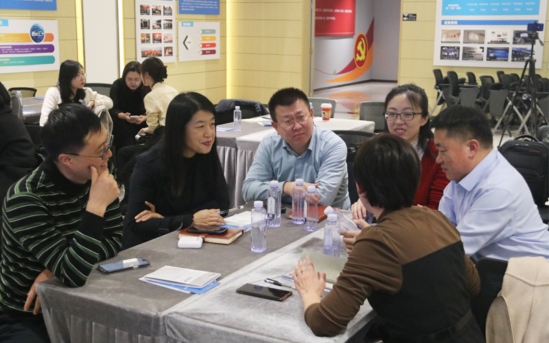 企業家們現場交流